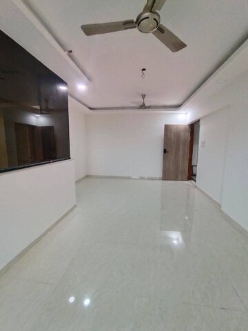 Room in 2 BHK Apartment at Azad Nagar – for Rent