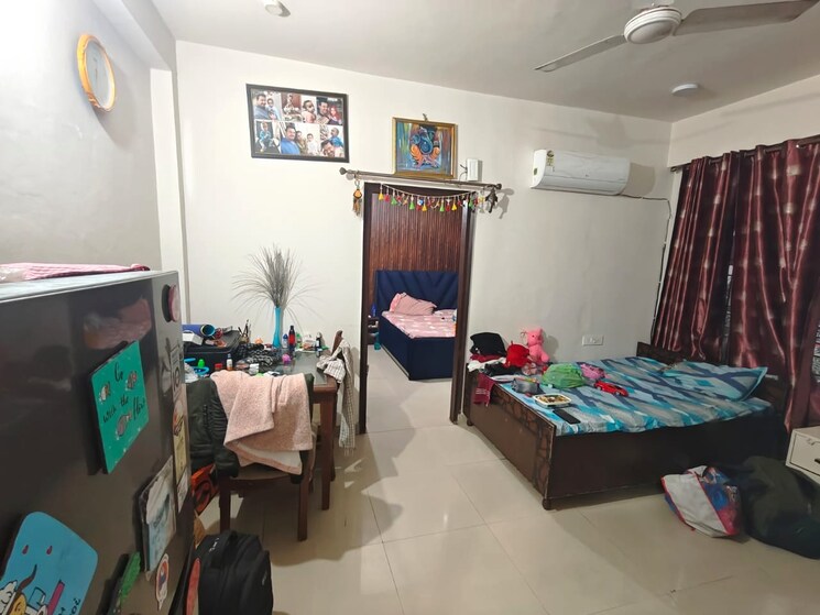 Master Bedroom, ambala highway 1 Bedroom 70 Sq.Yd. Apartment In Ambala Highway Zirakpur 8850790
