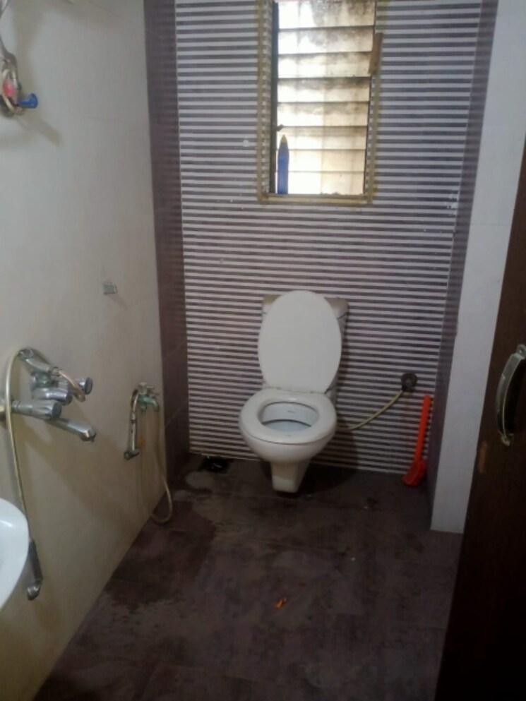 Bathroom, salasar-aangan 1 Bedroom 735 Sq.Ft. Apartment In Mira Road Thane 8850782