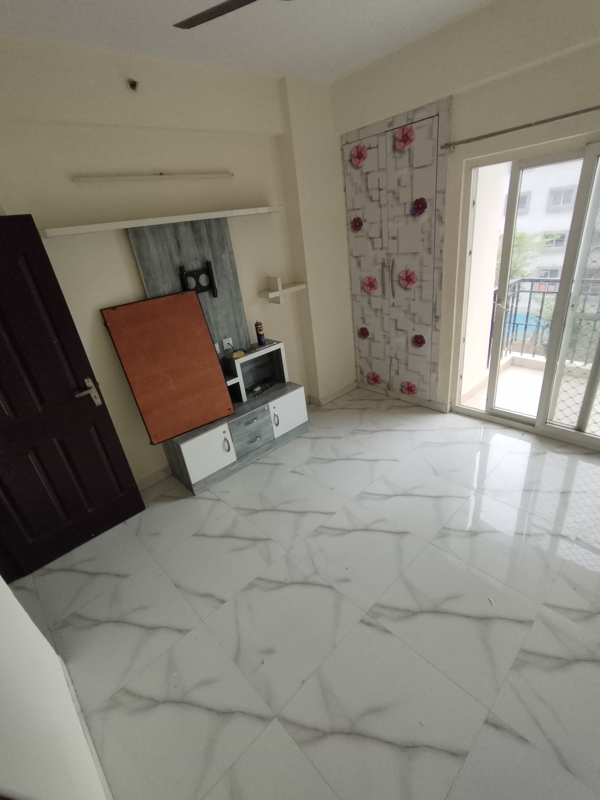 2.5 BHK 1250 Sq.Ft. Apartment in Geotech Pristine Avenue