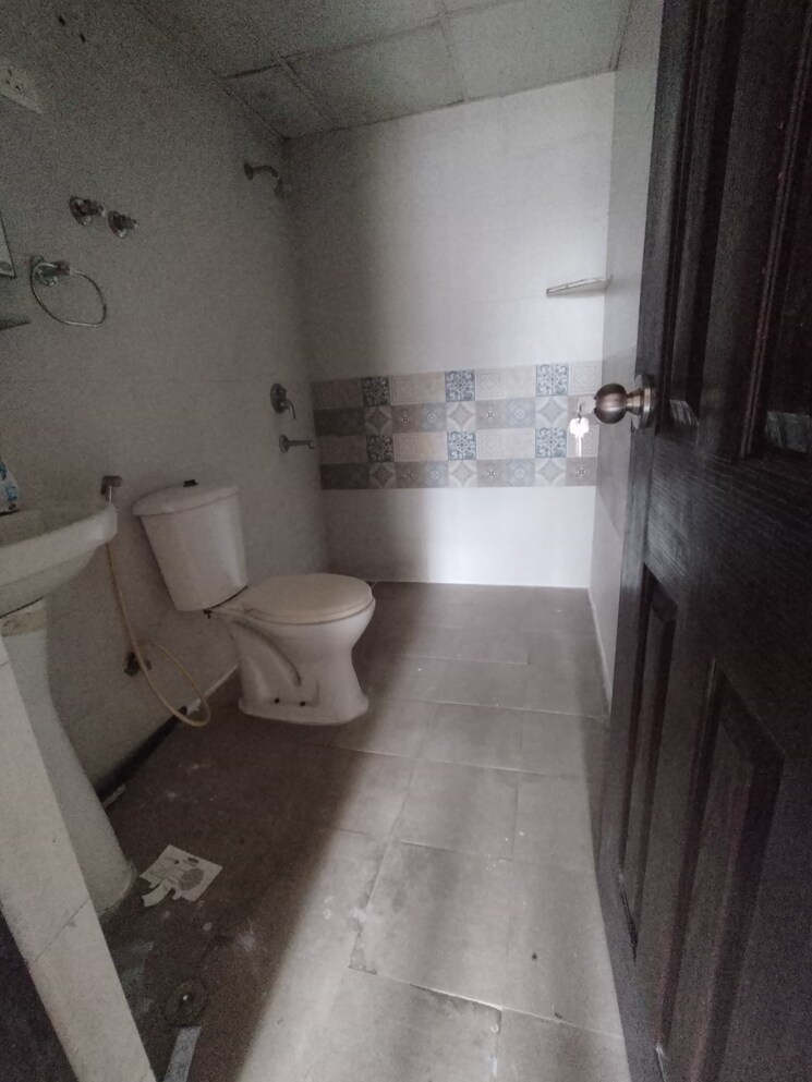 Bathroom, geotech-pristine-avenue 2.5 Bedroom 1250 Sq.Ft. Apartment In Sector 16c Greater Noida Greater Noida 8850783
