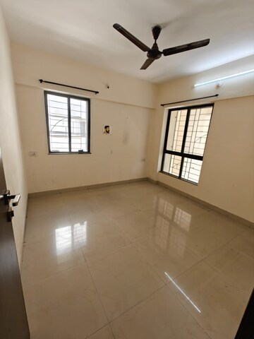 Room in 2 BHK Apartment at Sonigara Kesar, Wakad – for Rent