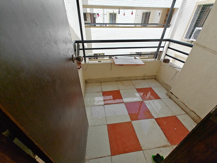 Balcony, sonigara-kesar 2 Bedroom 850 Sq.Ft. Apartment In Wakad Pune 8850805