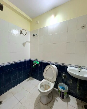 Master Bedroom in 2 BHK Apartment at Marathon Onyx, Mulund West – for Rent
