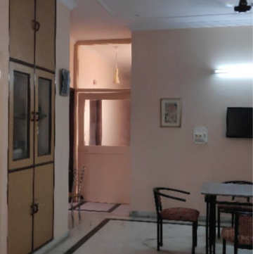 Room in 6+ BHK Independent House at RWA Apartments Sector 26, Arun Vihar – for Sale