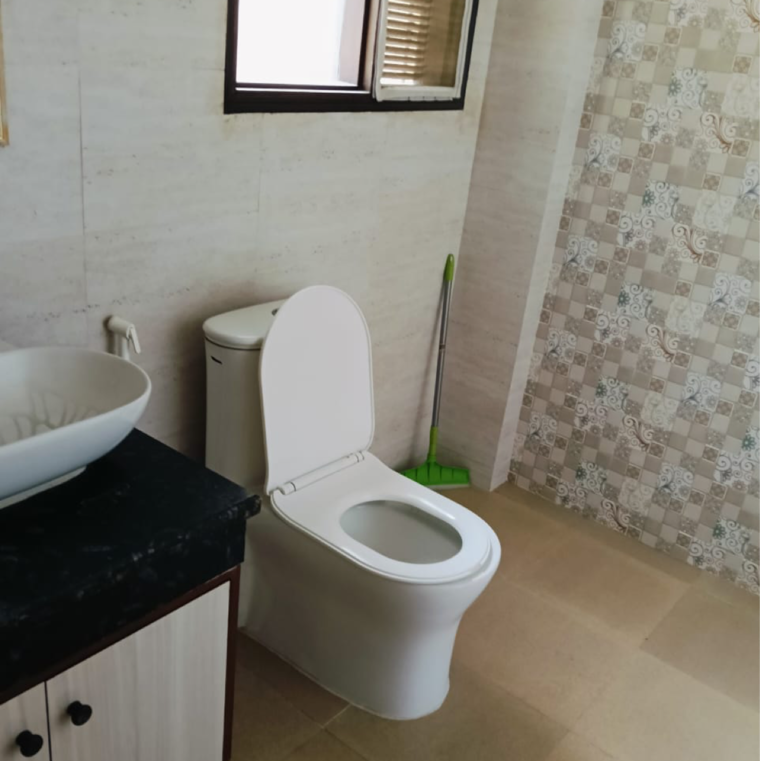 Bathroom, rwa-apartments-sector-26 6+ Bedroom 171 Sq.Mt. Independent House In Arun Vihar Noida 8850839