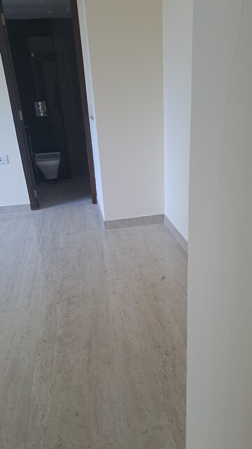 3 BHK Apartment For Sale in One Indiabulls Thane, Pokhran Road No Two