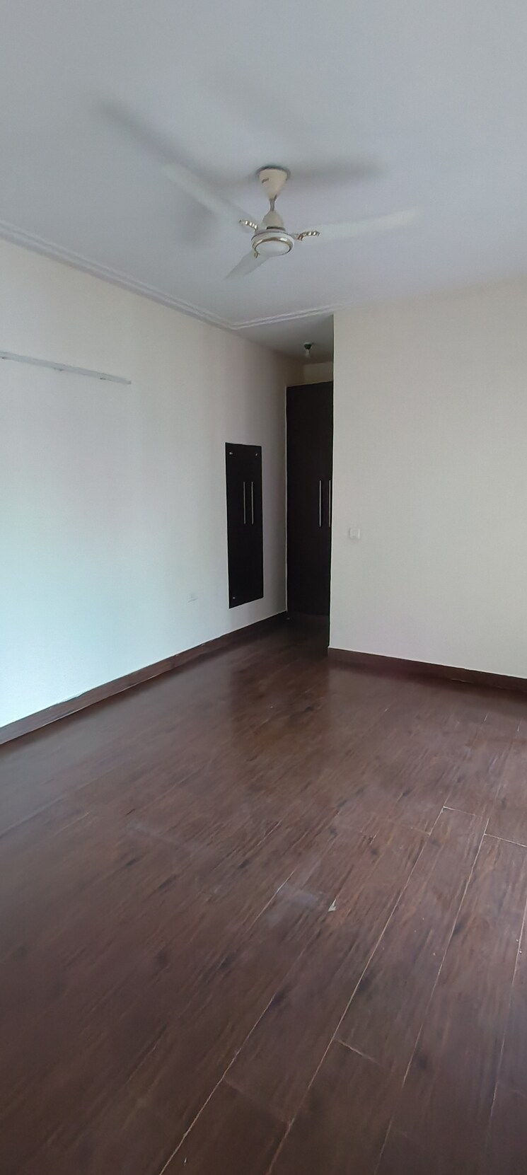 Room, jm-orchid 2.5 Bedroom 970 Sq.Ft. Apartment In Sector 76 Noida 8850855