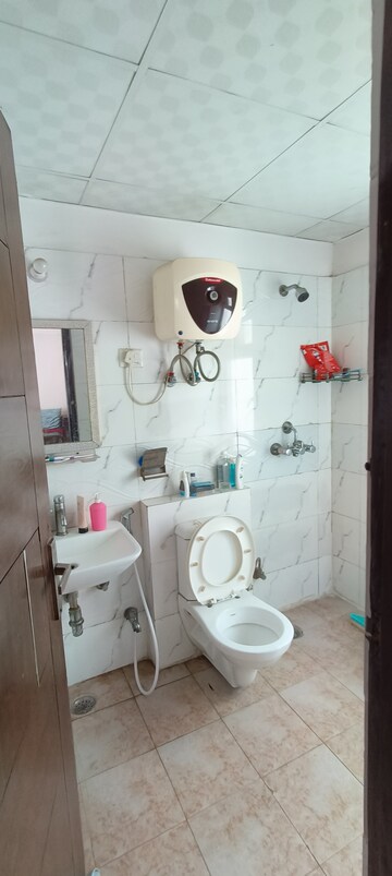 Bathroom in 2.5 BHK Apartment at Panchsheel Pratistha, Sector 75 – for Rent
