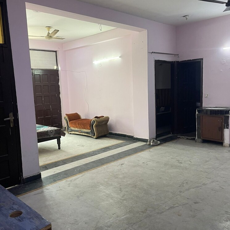 Living Room, rwa-apartments-sector-26 6+ Bedroom 262 Sq.Mt. Independent House In Arun Vihar Noida 8850886