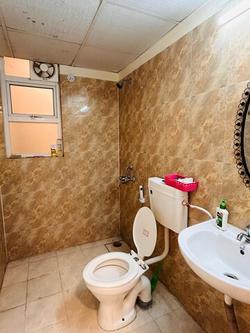 Bathroom in 1 BHK Apartment at AVL 36 Gurgaon, Sector 36 – for Rent