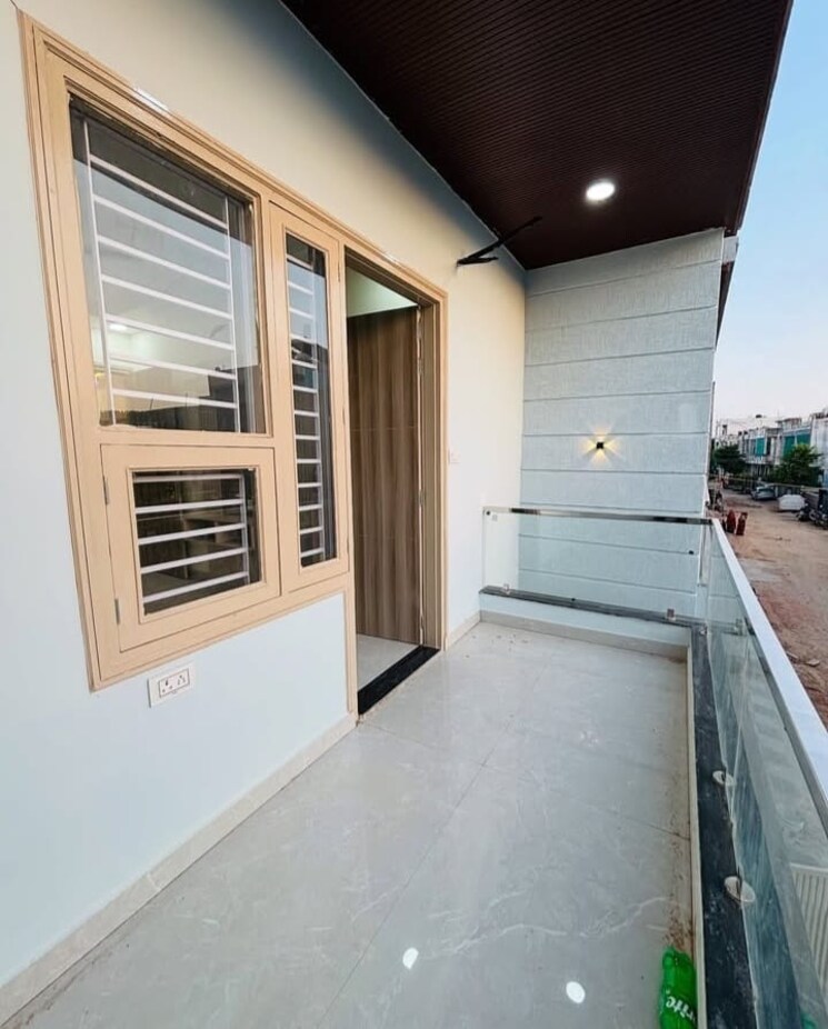 Room, sector 33 3 Bedroom 2700 Sq.Ft. Builder Floor In Sector 33 Faridabad 8850906