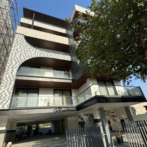 4 BHK Builder Floor For Sale in Emaar Emerald Floors Premier, Sector 65