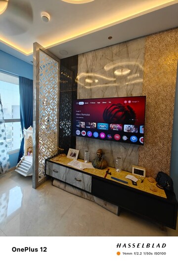 Furnished Amenities in 2 BHK Apartment at Piramal Vaikunth, Balkum Pada – for Sale