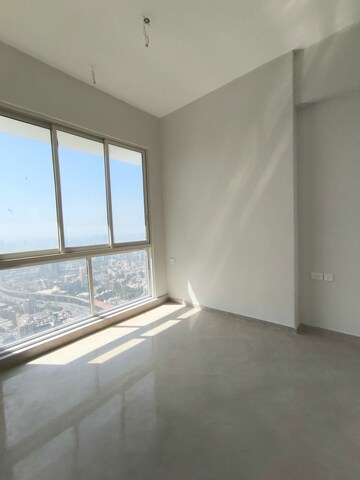 Room in 4 BHK Apartment at Omkar Alta Monte, Malad East – for Rent