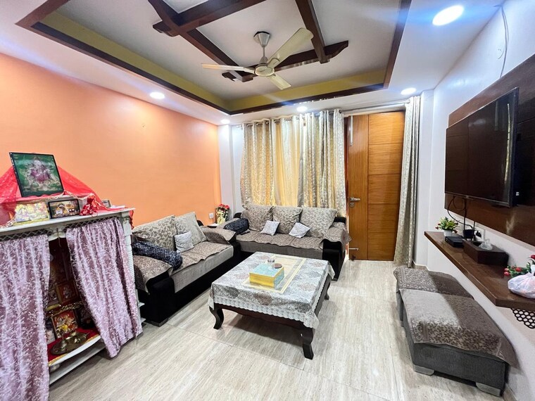Living Room, sector 37 4 Bedroom 2000 Sq.Ft. Builder Floor In Sector 37 Faridabad 8850991