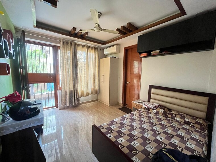 Bedroom, sector 37 4 Bedroom 2000 Sq.Ft. Builder Floor In Sector 37 Faridabad 8850991