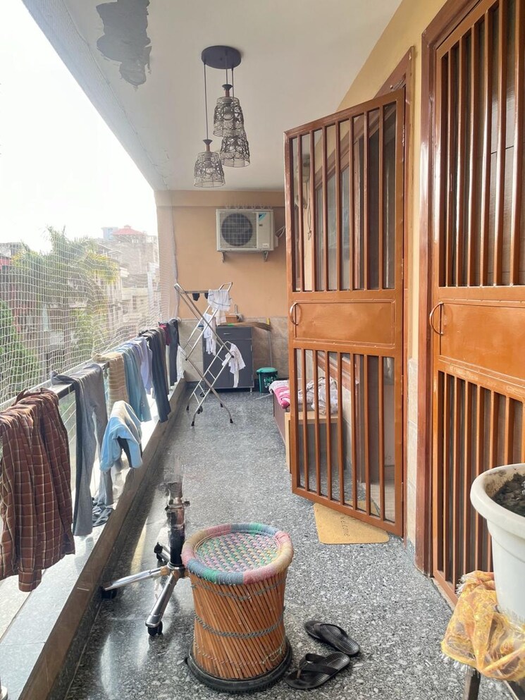 Balcony, sector 37 4 Bedroom 2000 Sq.Ft. Builder Floor In Sector 37 Faridabad 8850991