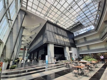  Office Space – Exterior View View at Kohinoor Square Phase 2, Dadar West - for Rent