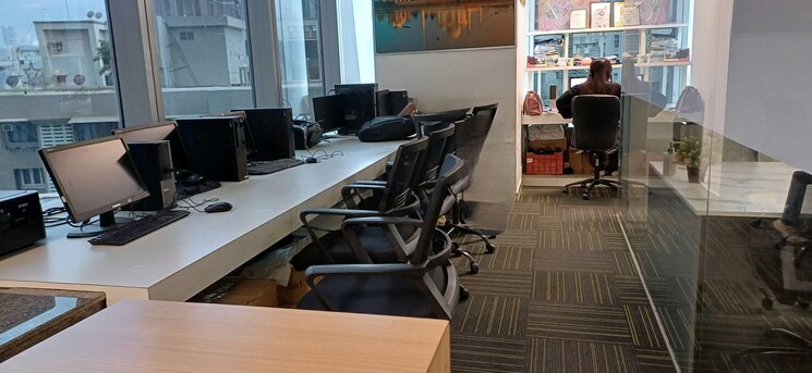 Gym, kohinoor-square-phase-2 Commercial Office Space 1000 Sq.Ft. In Dadar West Mumbai 8850983