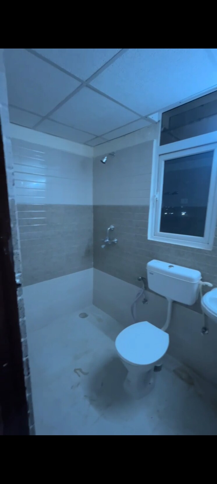 Bathroom, signature-global-orchard-avenue 2 Bedroom 591 Sq.Ft. Apartment In Sector 93 Gurgaon 8851002