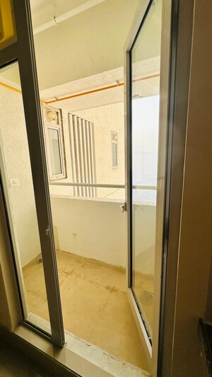 Building Lobby in 2 BHK Apartment at Piramal Vaikunth, Balkum Pada – for Sale