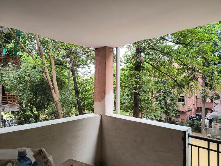 Balcony, sarita vihar 2.5 Bedroom 1300 Sq.Ft. Apartment In Sarita Vihar Delhi 8851049