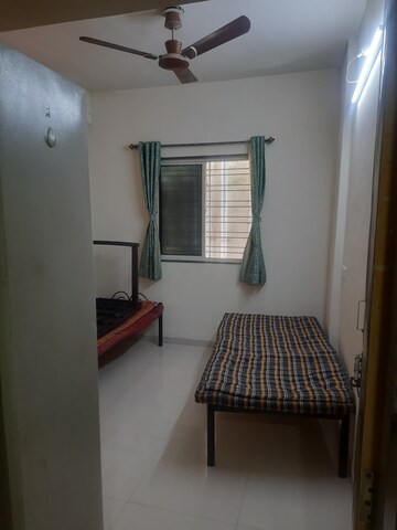 Room in  Pg at Gokhalenagar – for Rent