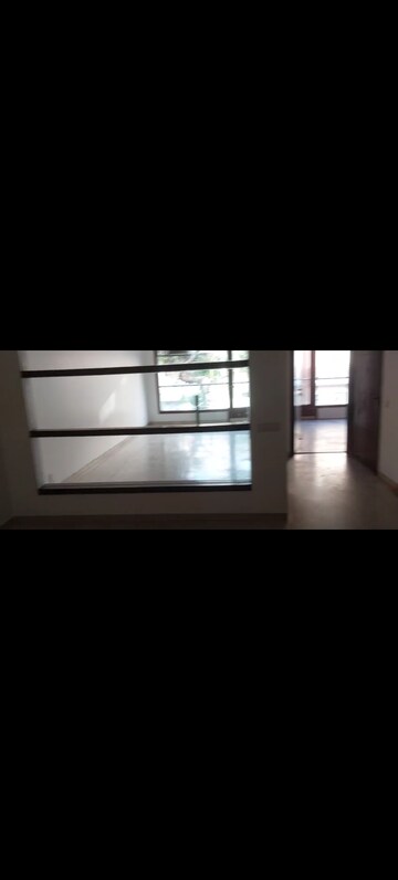 Room in 3 BHK Builder Floor at Uday Park – for Rent