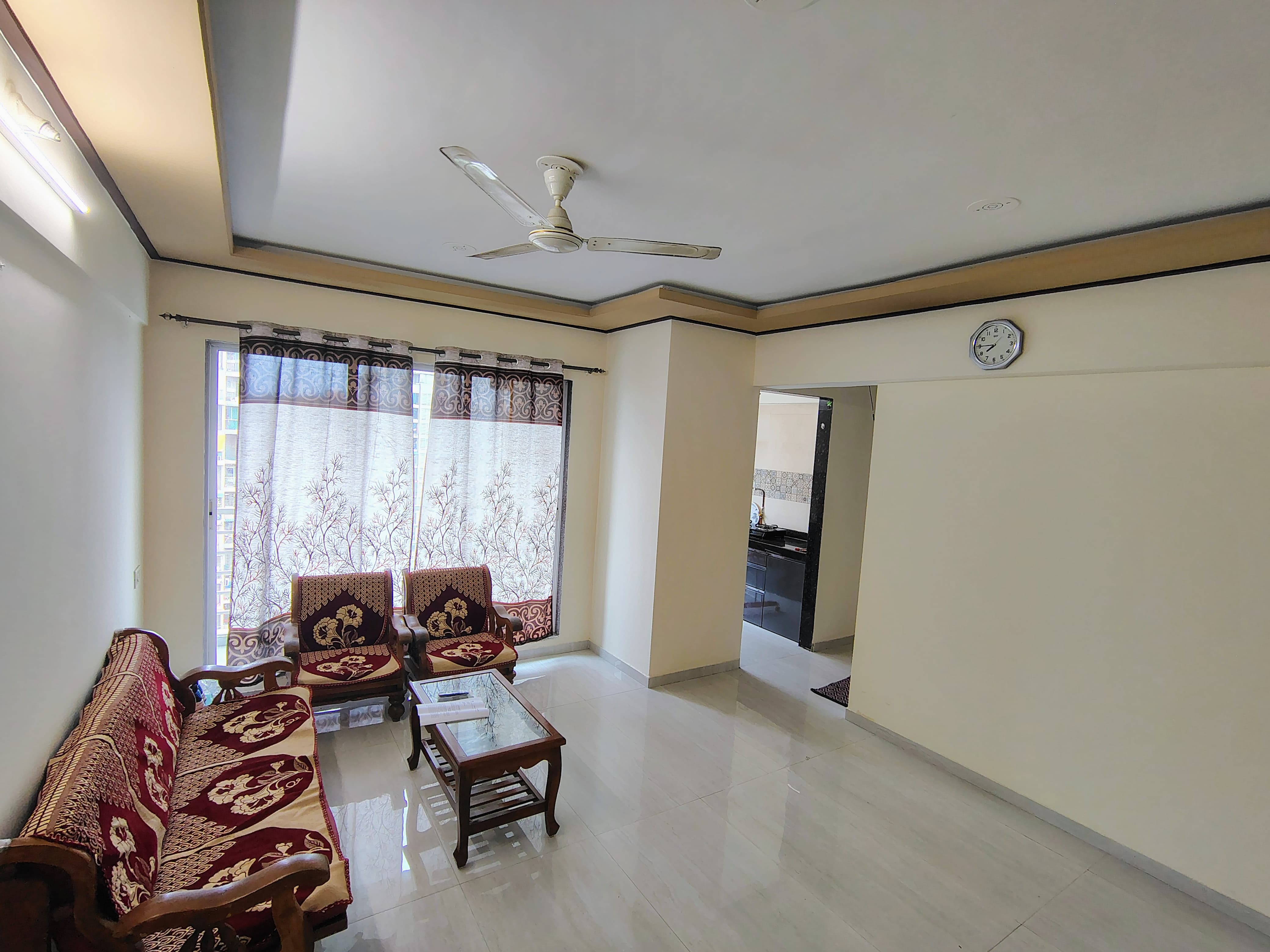 2 BHK Apartment For Rent in Gurukrupa Tulsi Heights