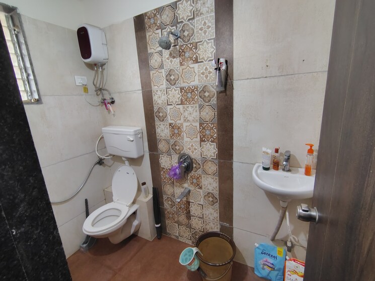 Bathroom, gurukrupa-tulsi-heights 2 Bedroom 1400 Sq.Ft. Apartment In Ulwe Sector 8 Navi Mumbai 8851072