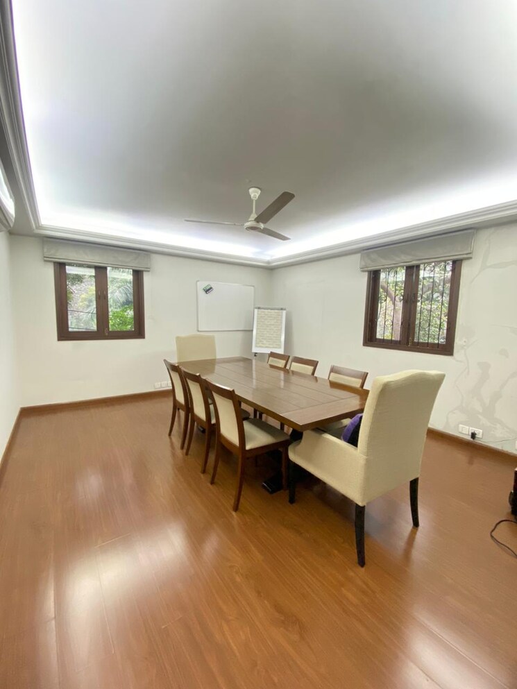 Living Room, new friends colony 4 Bedroom 500 Sq.Yd. Independent House In New Friends Colony Delhi 8851061