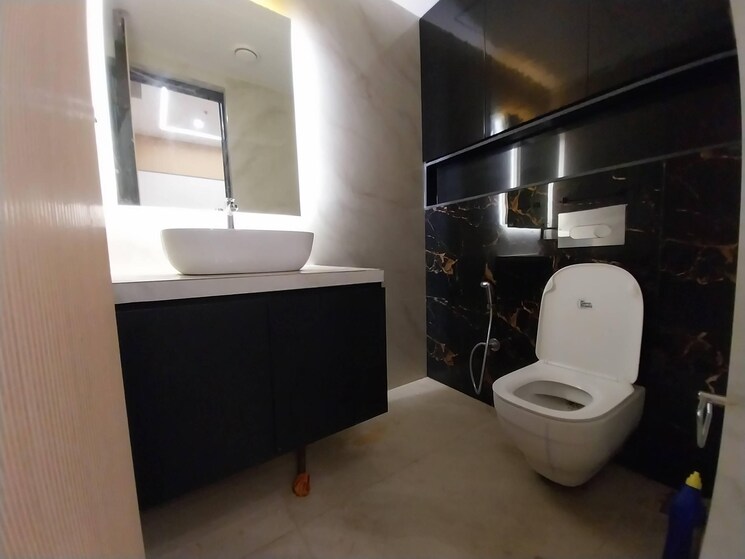 Bathroom, lodha-supremus-worli Commercial Office Space 700 Sq.Ft. In Worli Mumbai 8851080