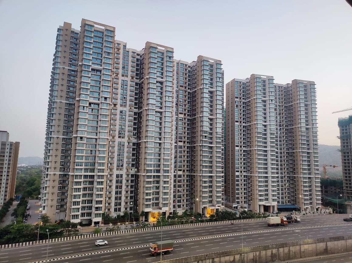 2 BHK 708 Sq.Ft. Apartment in Marathon Nexzone Atlas 1