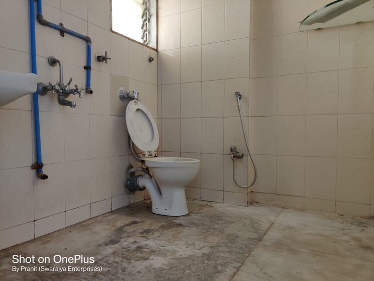 Attached Bathroom, crystal-palace-powai 2 Bedroom 950 Sq.Ft. Apartment In Powai Mumbai 8851090