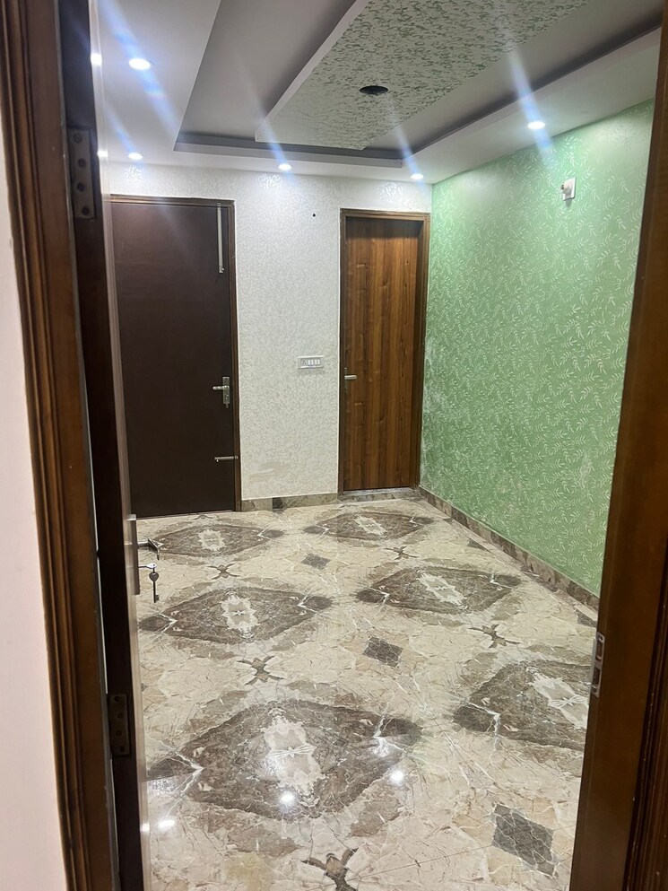 Bedroom, krishna park 2.5 Bedroom 800 Sq.Ft. Builder Floor In Krishna Park Delhi 8851126