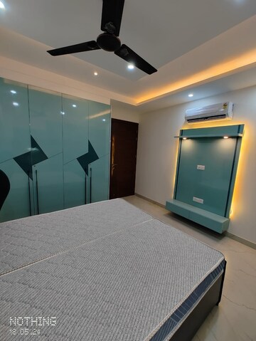 Master Bedroom in 3 BHK Builder Floor at Sector 15 – for Rent