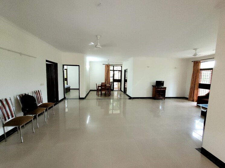 Room, palam-vihar-residents-association 3 Bedroom 4600 Sq.Ft. Builder Floor In Palam Vihar Gurgaon 8851145