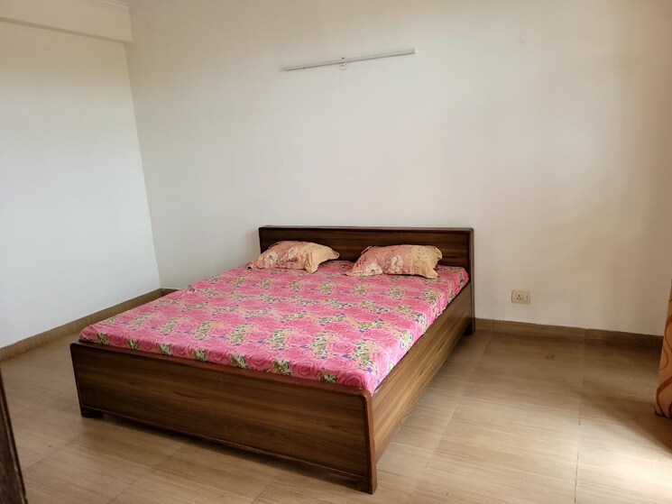 Bedroom, palam-vihar-residents-association 3 Bedroom 4600 Sq.Ft. Builder Floor In Palam Vihar Gurgaon 8851145