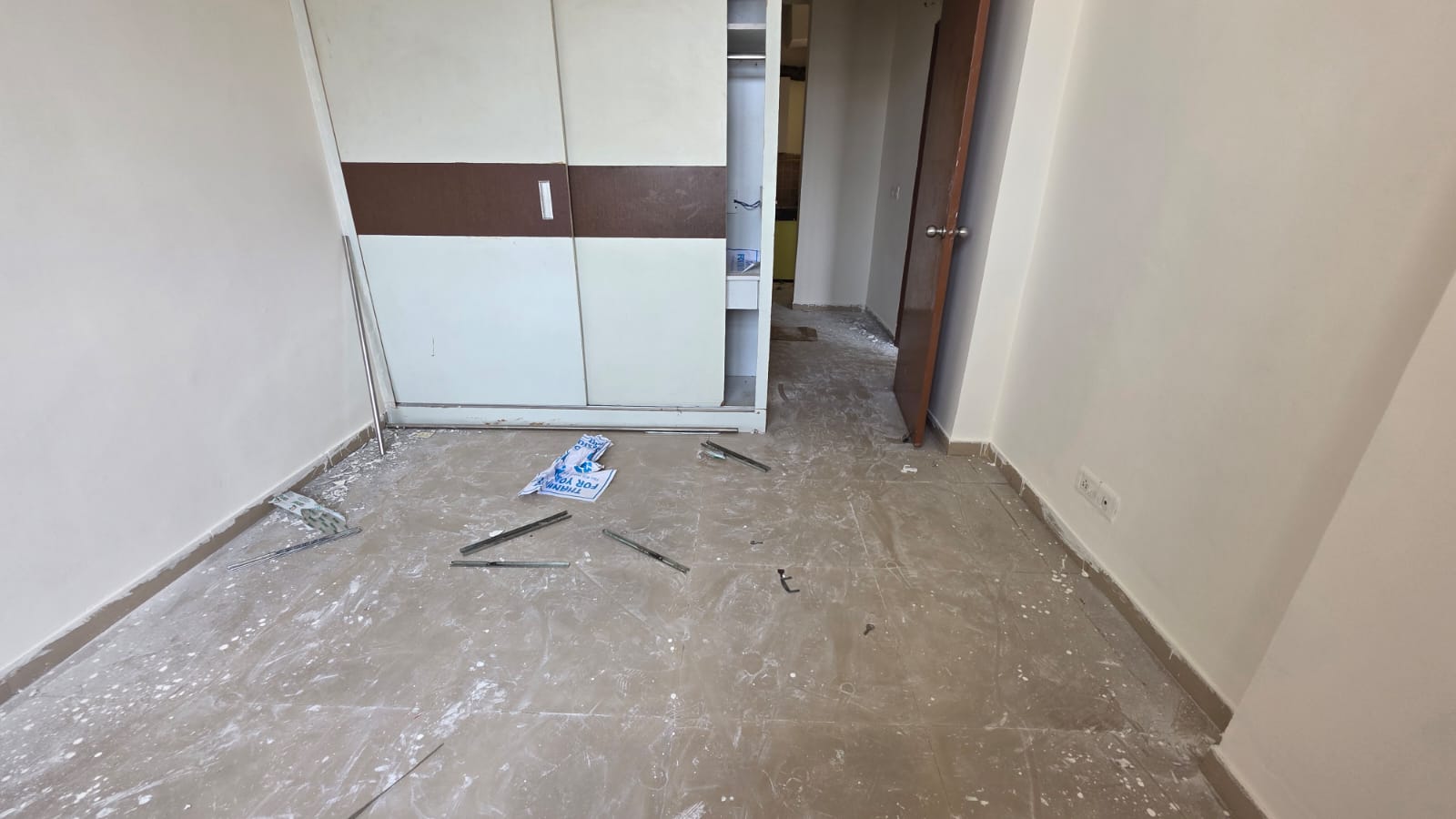 2.5 BHK Apartment For Rent in Mahagun Mywoods