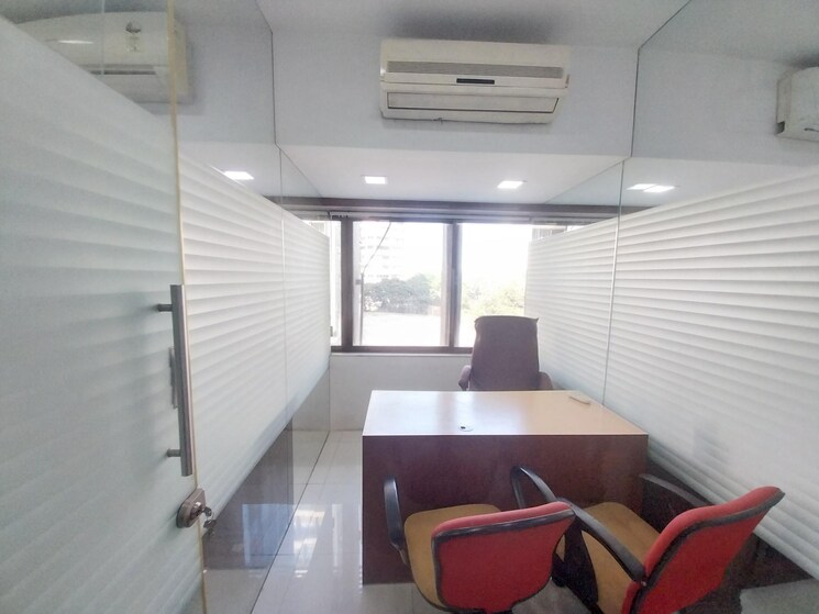 Team Area, nariman point Commercial Office Space 1090 Sq.Ft. In Nariman Point Mumbai 8851148