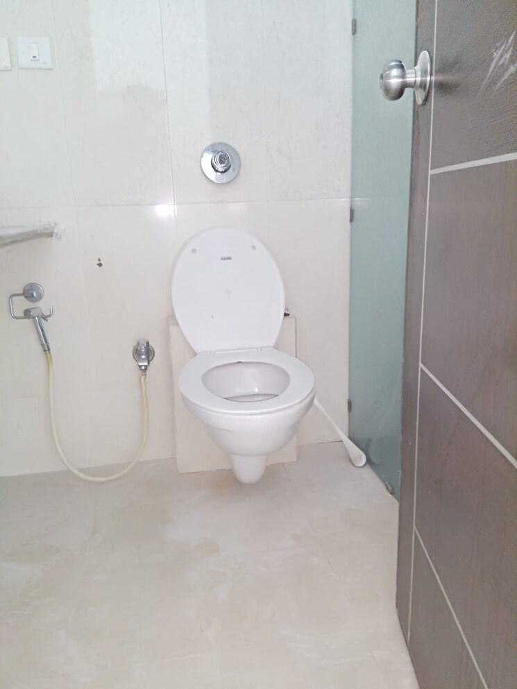 Bathroom, tulipia-and-tilia-apartment 3 Bedroom 1502 Sq.Ft. Apartment In Chandivali Mumbai 8851156
