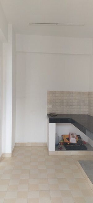 Room in 3 BHK Apartment at Sector 77 – for Sale