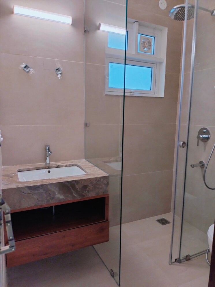Bathroom, boutique-residential-apartments-a-3-2 3 Bedroom 3600 Sq.Ft. Apartment In Vasant Vihar Delhi 8851169