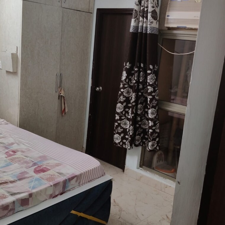 Bedroom, amrapali-pan-oasis 3 Bedroom 1600 Sq.Ft. Apartment In Sector 70 Noida 8851178