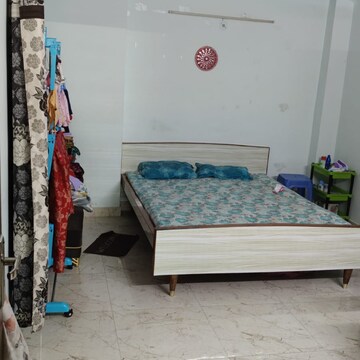 Bedroom in 3 BHK Apartment at Amrapali Pan Oasis, Sector 70 – for Sale
