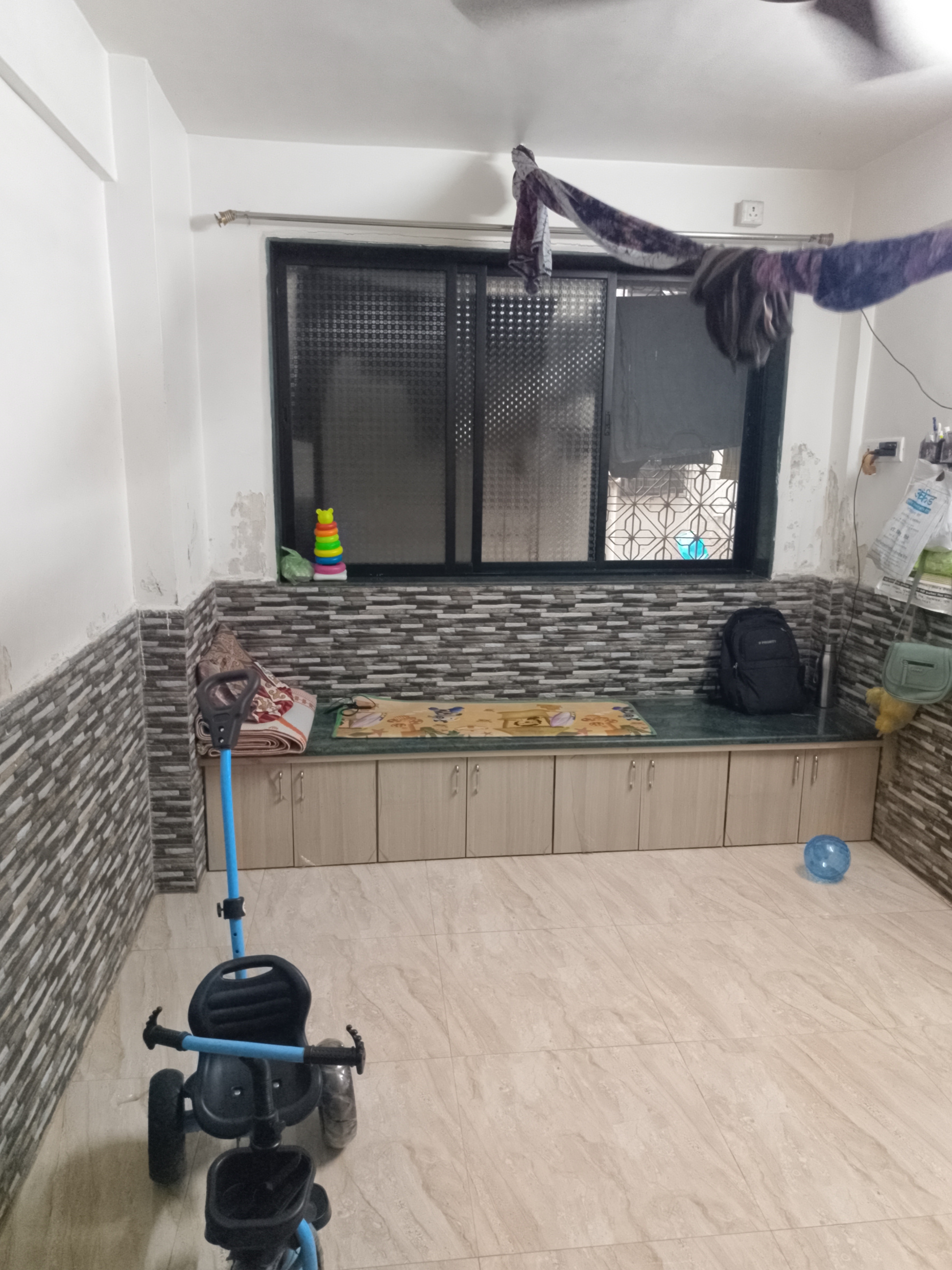 1 RkApartment For Rent in Omkar Apartment Kharegaon