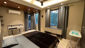 Bedroom in 3 BHK Apartment at Defence Colony – for Rent