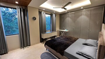 Bedroom in 3 BHK Apartment at Defence Colony – for Rent