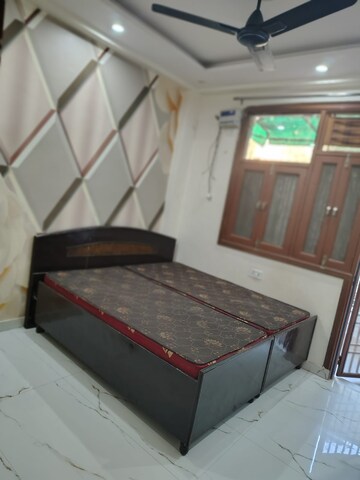 Bedroom in 3 BHK Builder Floor at Dwarka Mor – for Rent